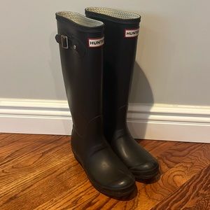 Tall Black Hunter Rain Boots size 5